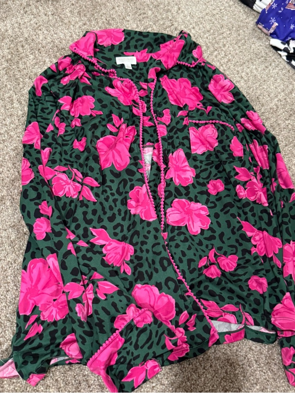 Beauty Sleep Social Women's Green Floral-Print Button-Up Top and bottoms